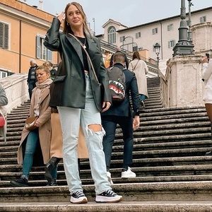 Abercrombie & Fitch Curve Love Ultra High Rise 90s Straight